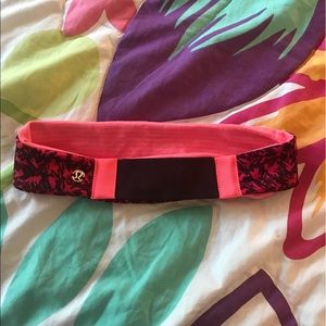 NWOT LULULEMON ATHLETICA REVERSIBLE HEADBAND